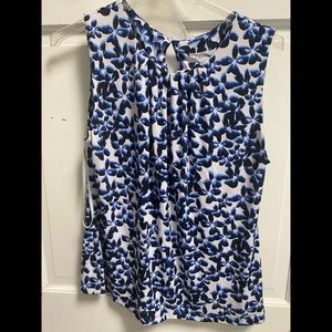 NWT jersey patterned top